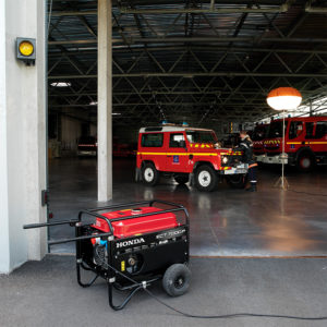 Geradores eficazes Honda ECMT 7000